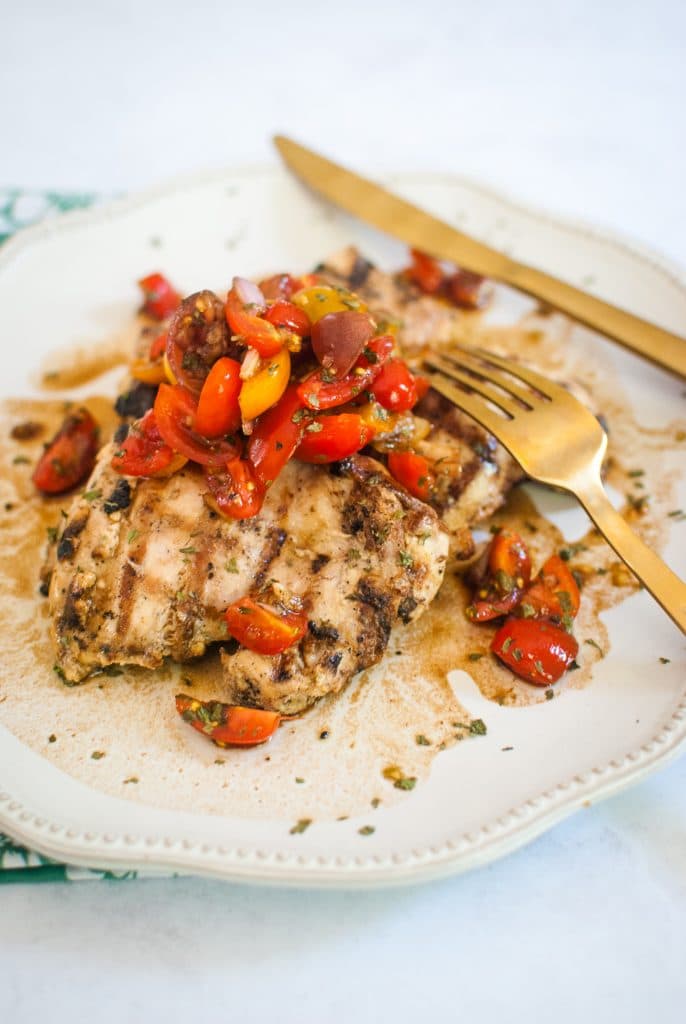 easy dinner recipe idea with grilled chicken