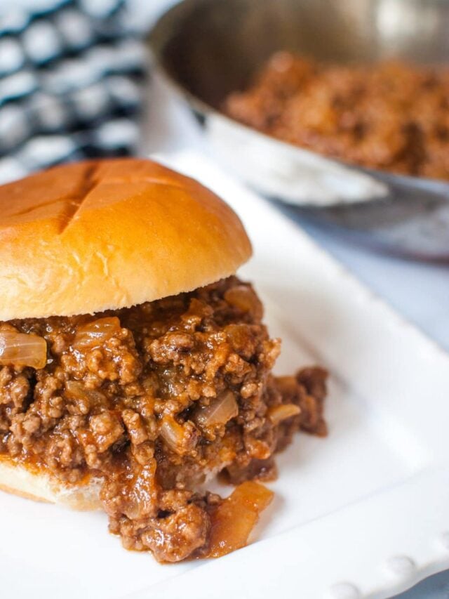 Homemade Sloppy Joes Recipe (Old Fashioned 1950s)