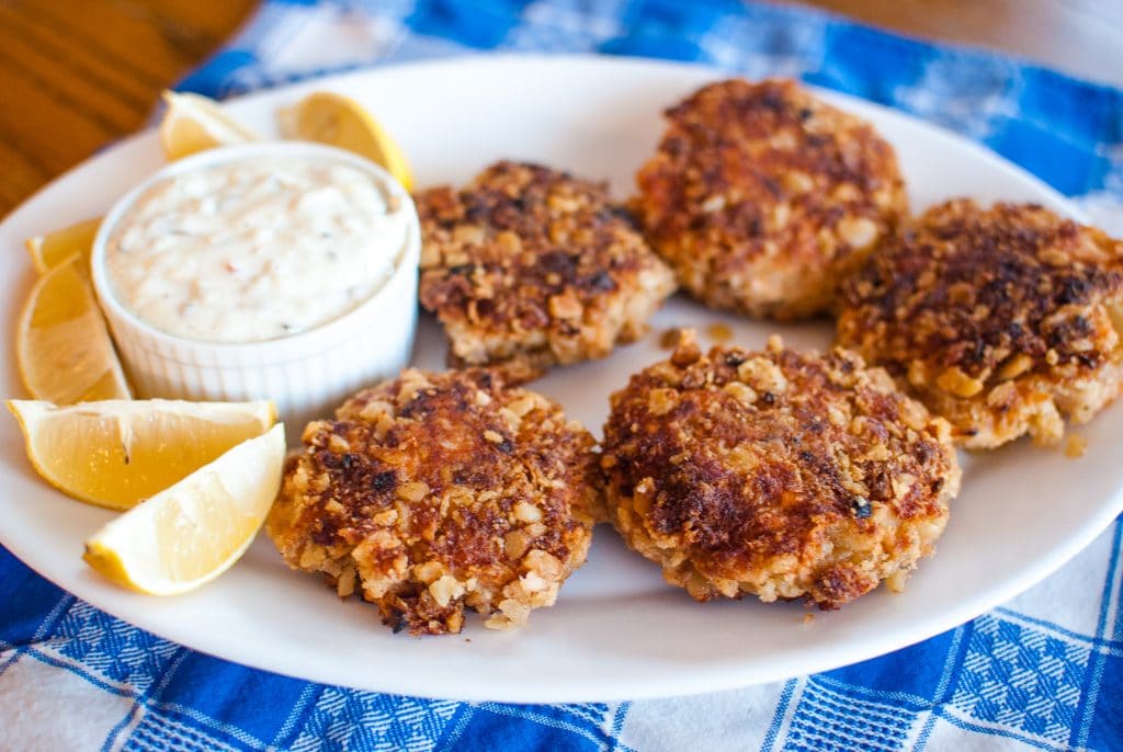 Quick and Easy Salmon Cakes