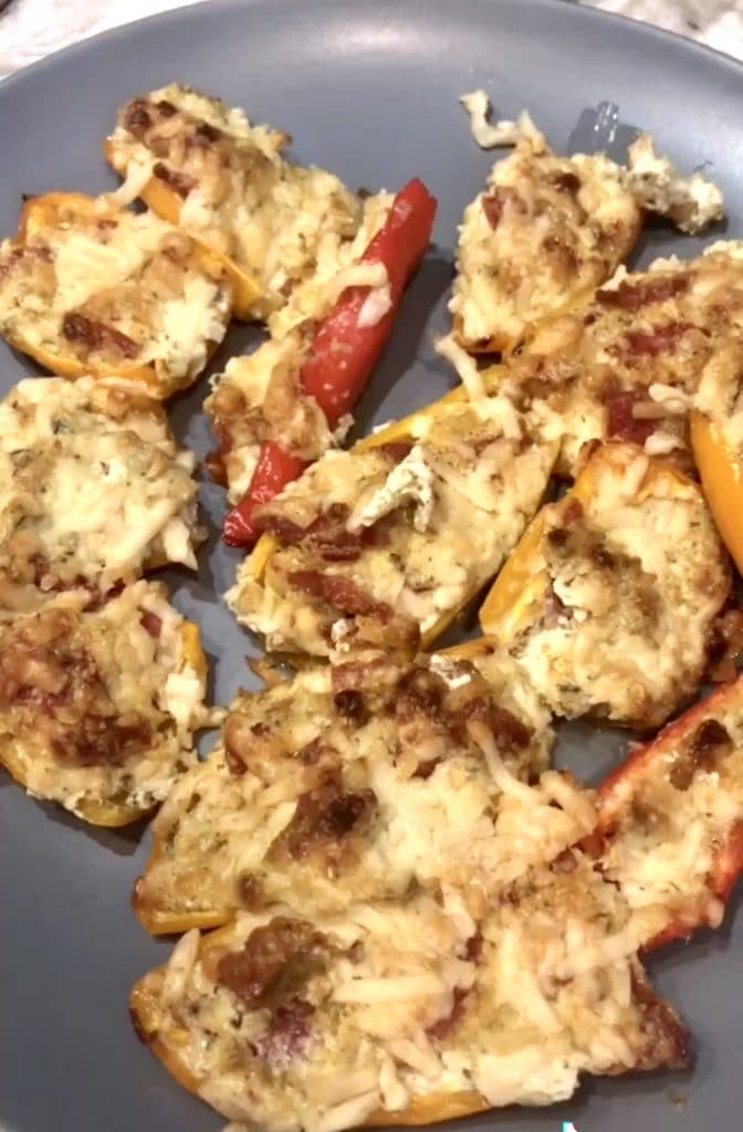 Keto Baked Pizza Peppers