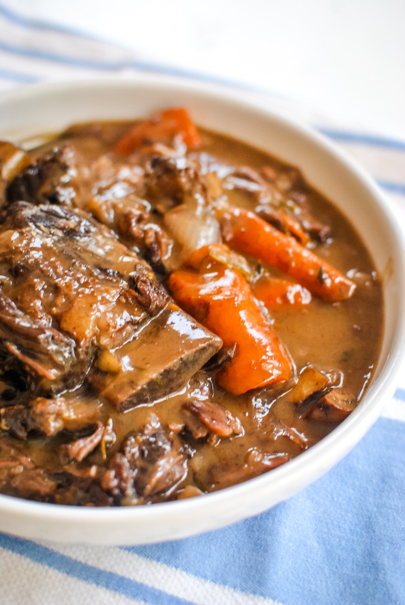 Braised Short Ribs with Red Wine