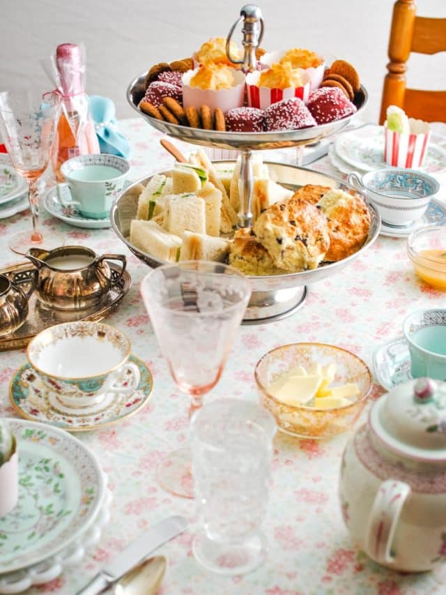 cropped-afternoon-tea-party-idea.jpg