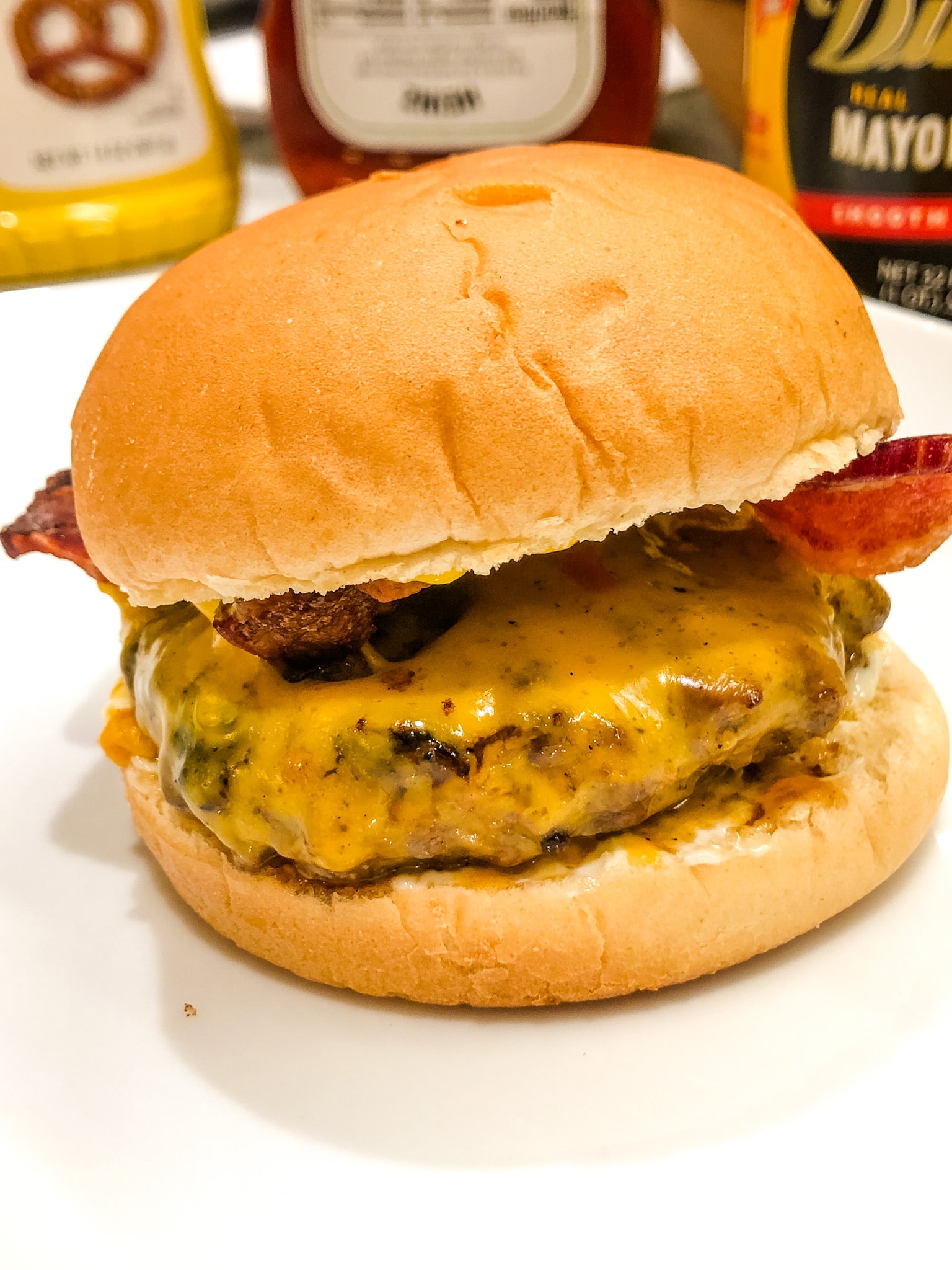 Here's How To Make The Cheeseburger From 'The Menu