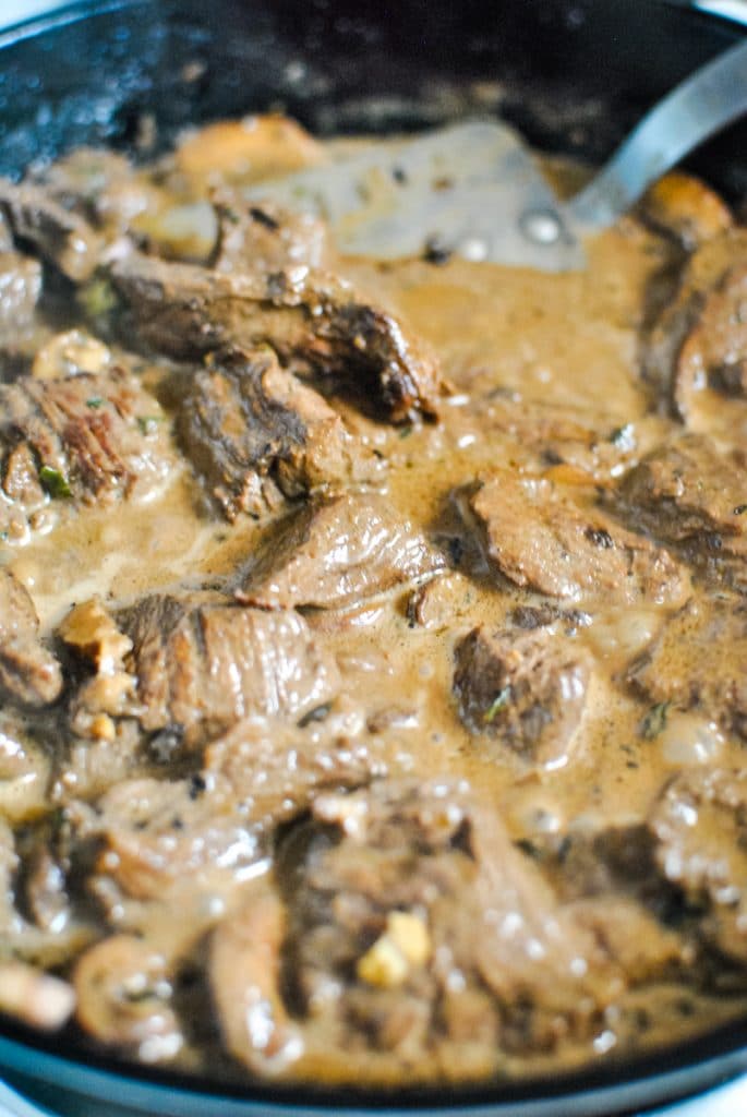 beef tips with mushrooms and gravy