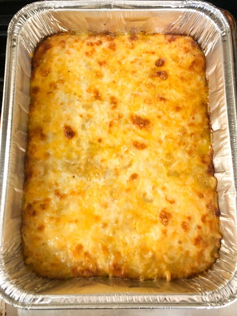 macaroni and cheese for a crowd