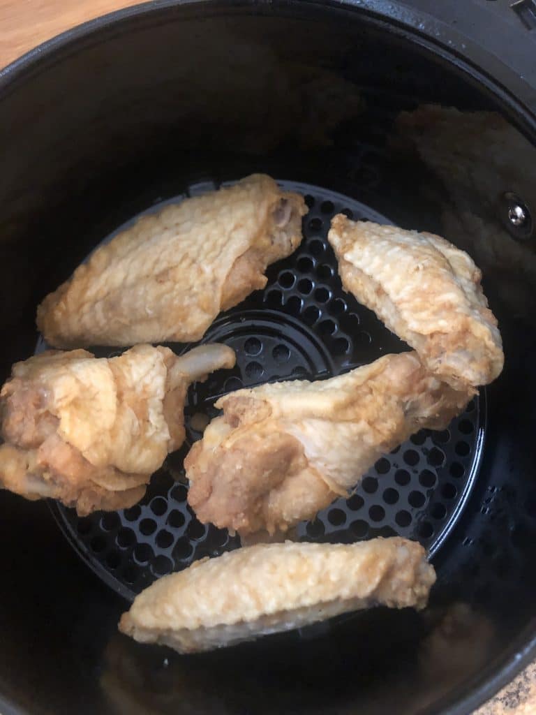 leftover chicken wings in an air fryer
