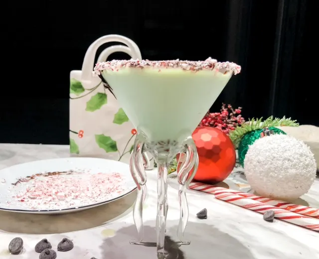 Peppermint Martini with Baileys