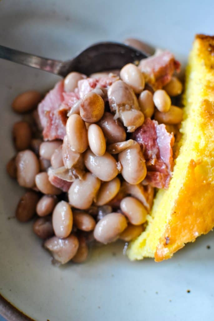pinto beans and cornbread