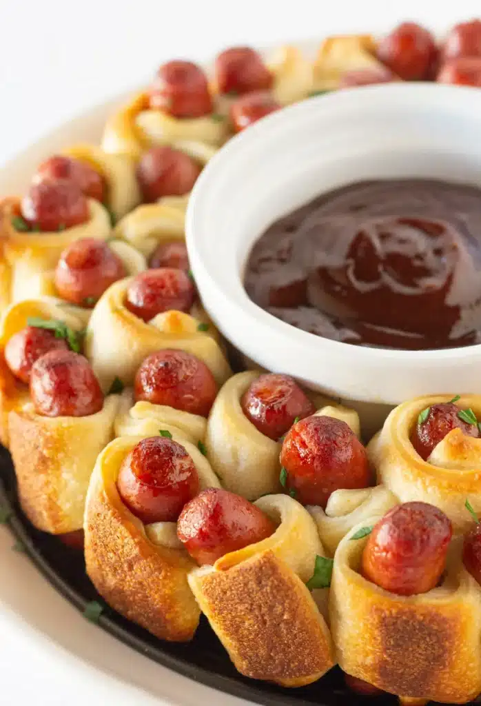 pigs in a blanket wreath