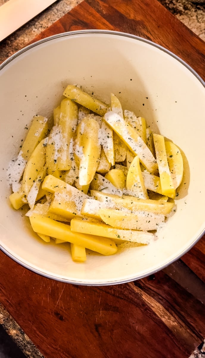 Crispy Air Fryer French Fries (Ninja Foodi Recipe) - Sweetpea Lifestyle